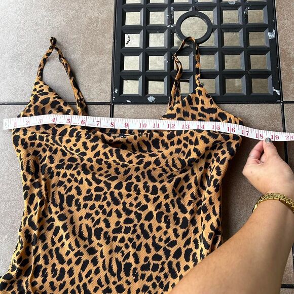 Nasty Gal Leopard print mini dress - Picture 3 of 8